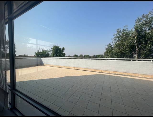 918M² OFFICE TO LET IN ILLOVO